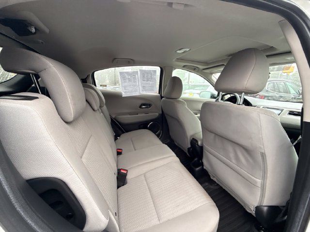 Used 2016 Honda HR-V EX image 24