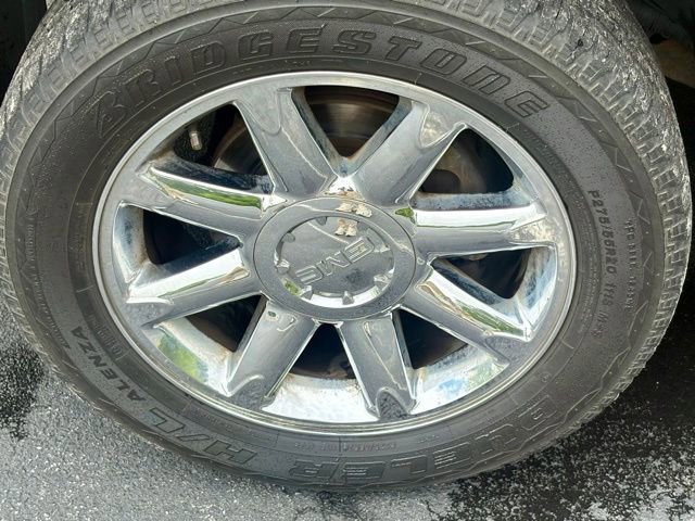 Used 2011 GMC Yukon XL SLT RWD image 29