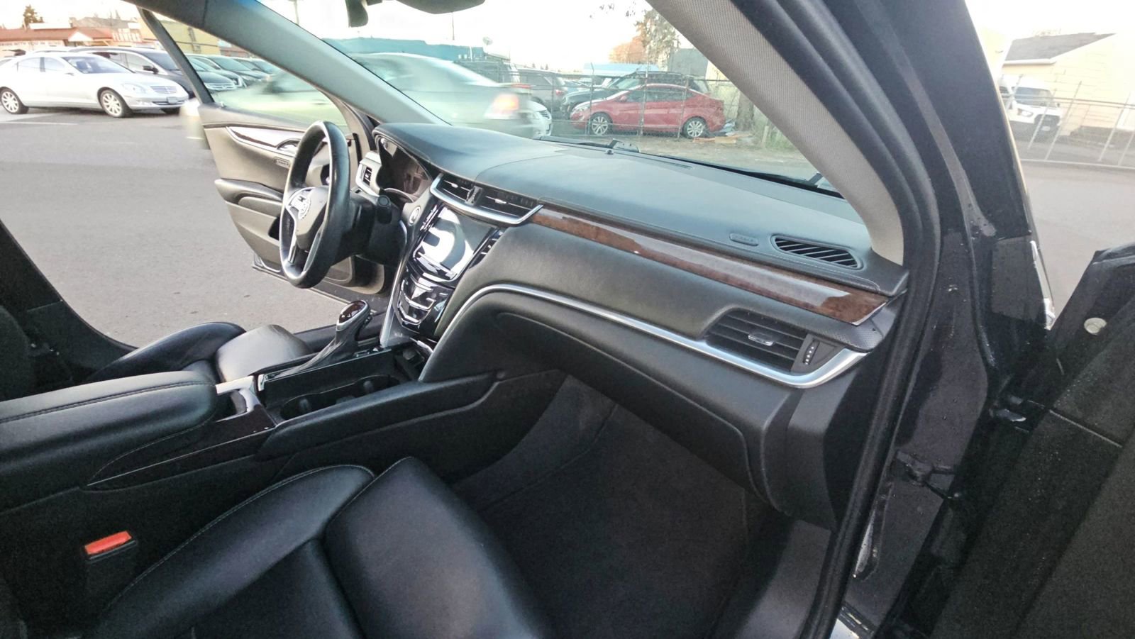 Used 2014 Cadillac XTS Luxury w/ Driver Awareness Package image 15