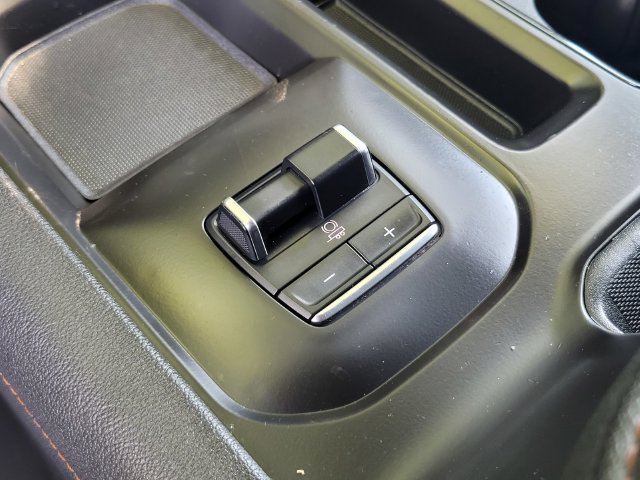 Used 2025 GMC Sierra 2500 AT4 AWD/4WD image 28