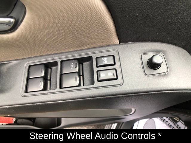 Used 2022 Nissan Frontier SV image 14