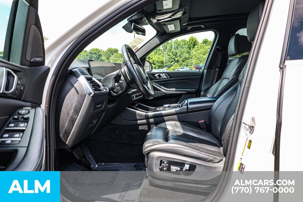 Used 2025 BMW X5 xDrive50e AWD/4WD image 17
