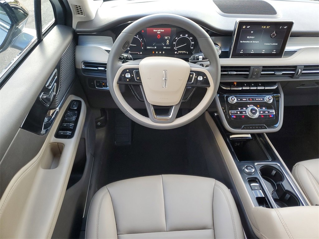 Used 2022 Lincoln Corsair FWD image 16