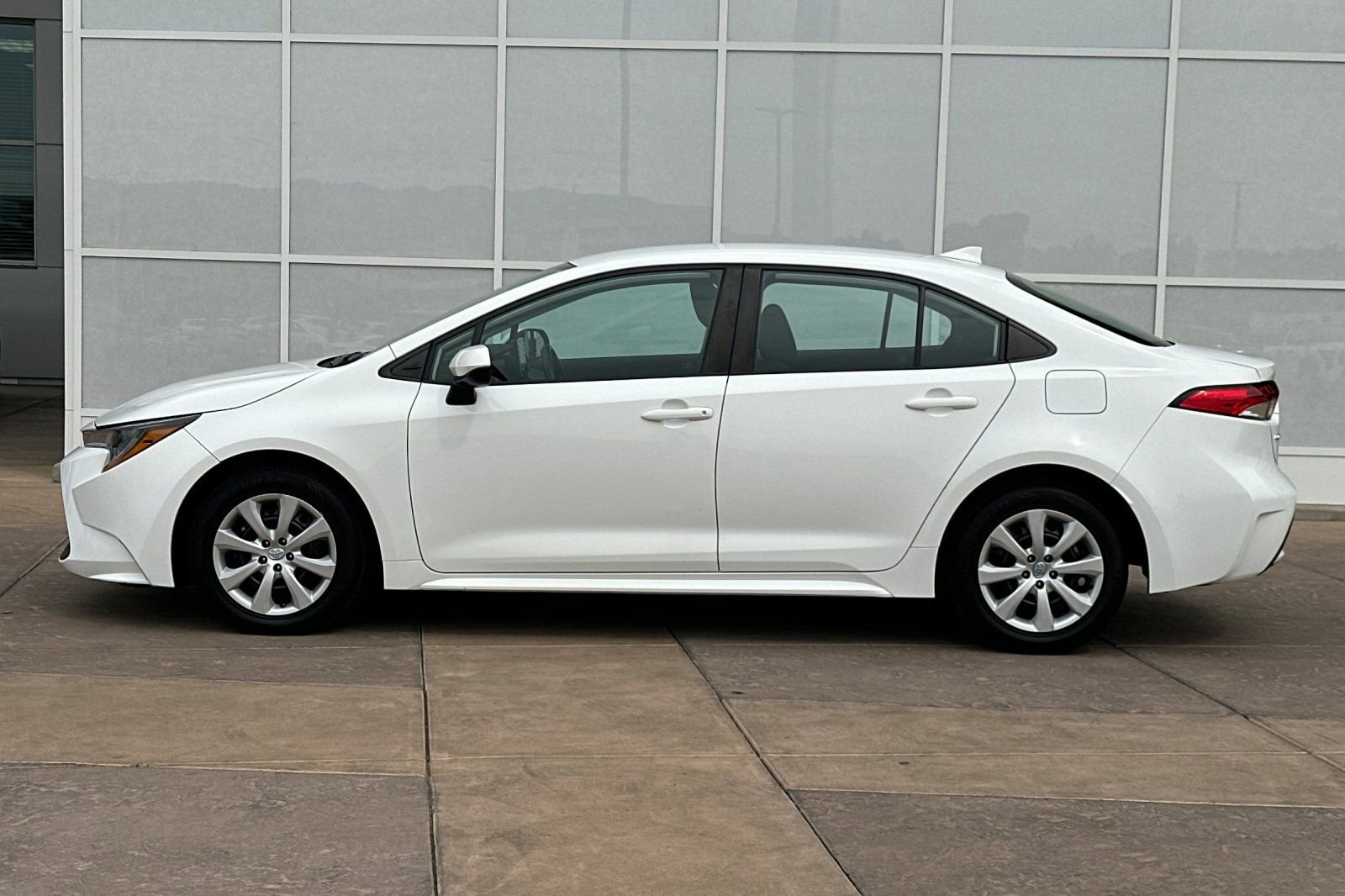 Certified 2022 Toyota Corolla LE image 8