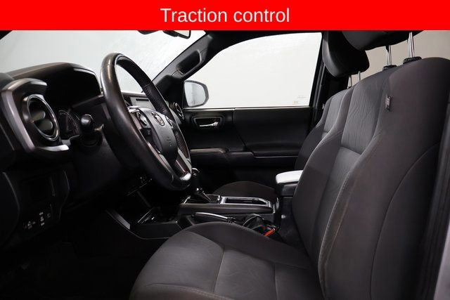 Certified 2018 Toyota Tacoma TRD Off-Road image 13