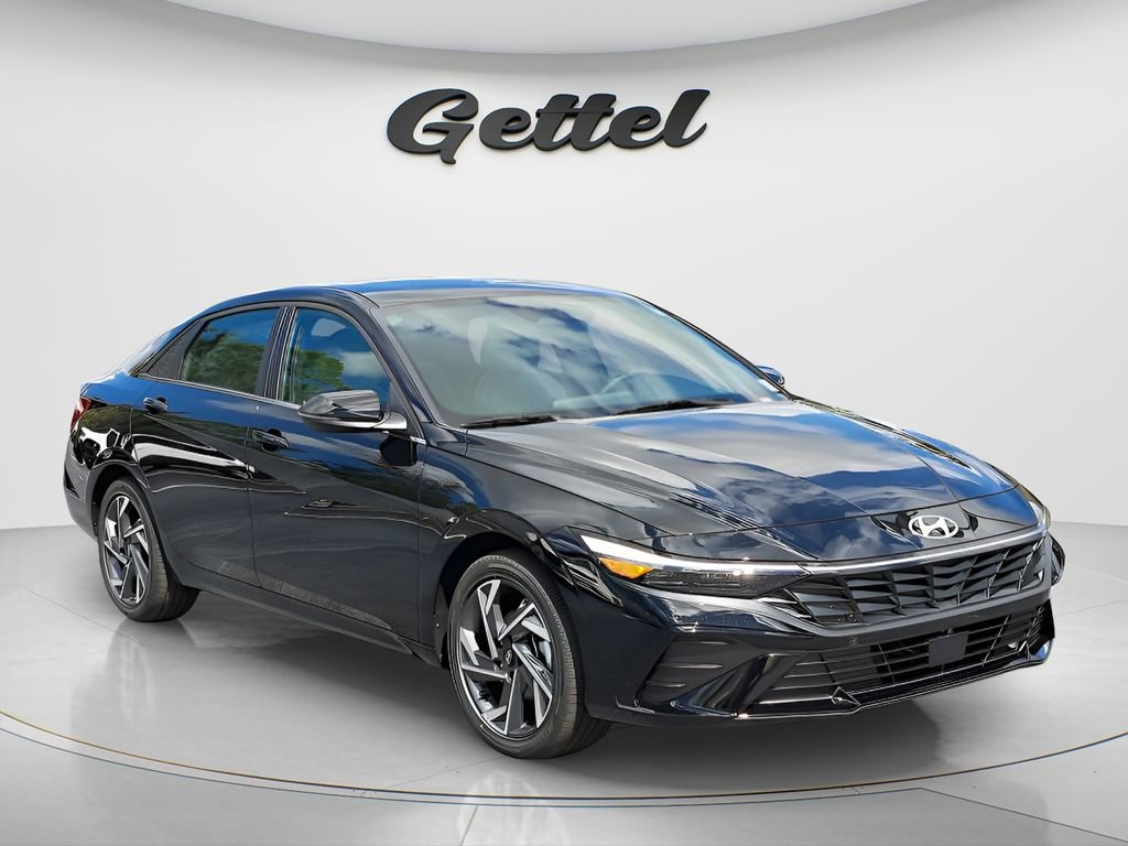New 2026 Hyundai Elantra Limited image 2