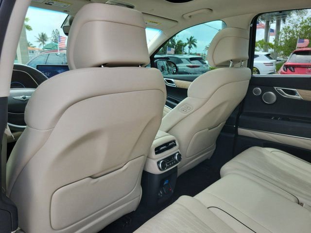 Used 2023 Genesis GV80 2.5T Prestige w/ Prestige Package image 9