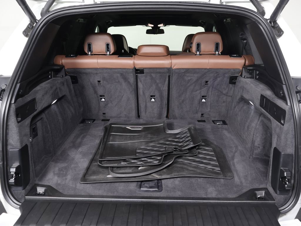Used 2022 BMW X5 xDrive40i w/ M Sport Package image 20