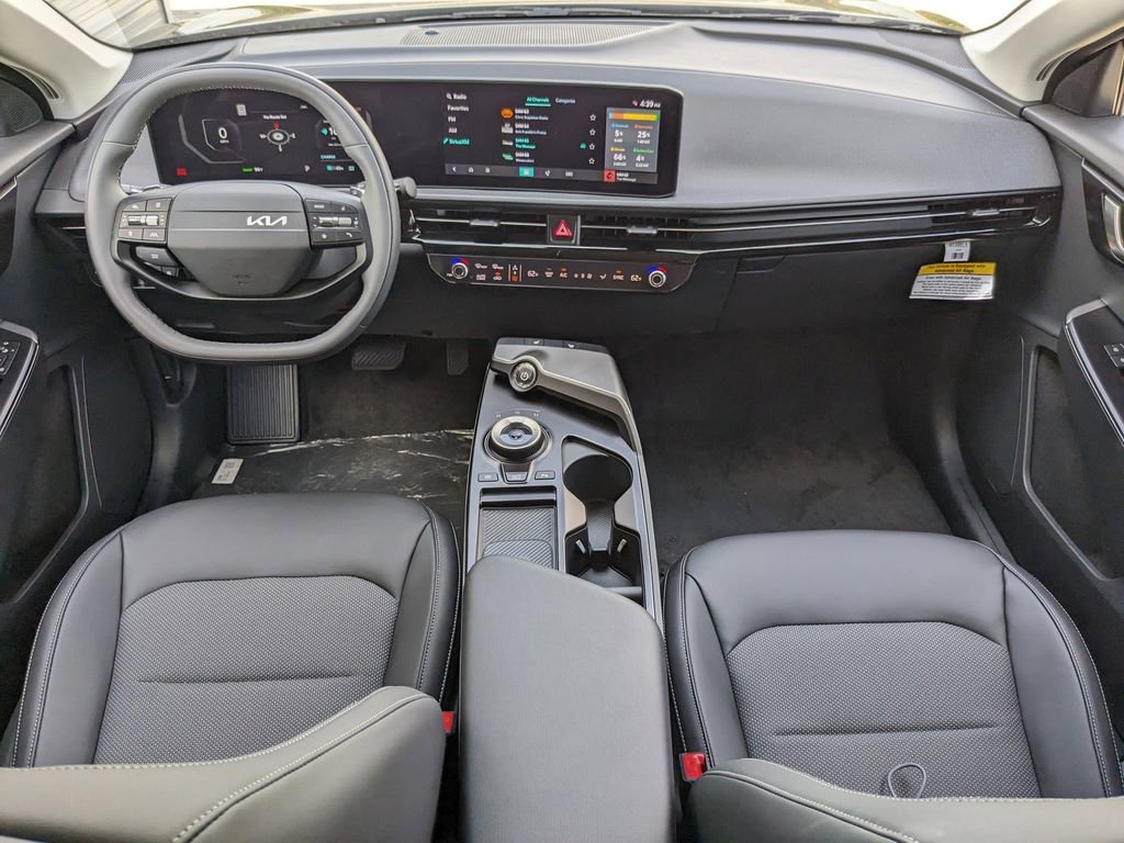 New 2025 Kia EV6 Light w/ Light LR Technology Package RWD image 19