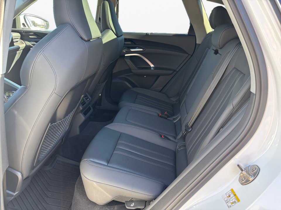 Used 2025 Audi Q5 Premium Plus image 13