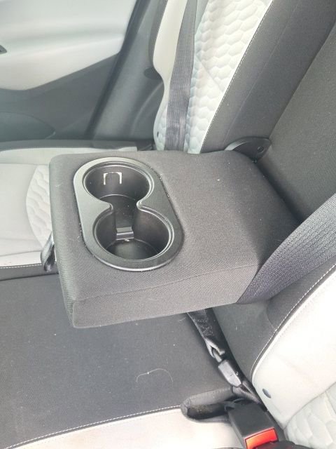 Used 2019 Chevrolet Equinox LS w/ LS Convenience Package image 19