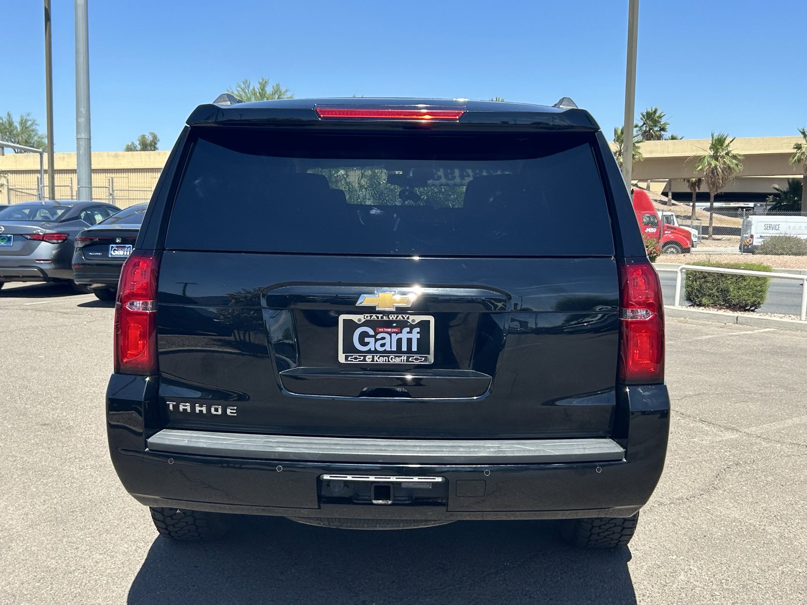 Certified 2020 Chevrolet Tahoe LT w/ Luxury Package AWD/4WD image 4