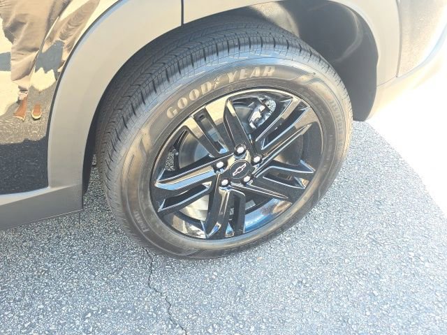 New 2026 Chevrolet Trax ACTIV w/ Driver Confidence Package FWD image 10