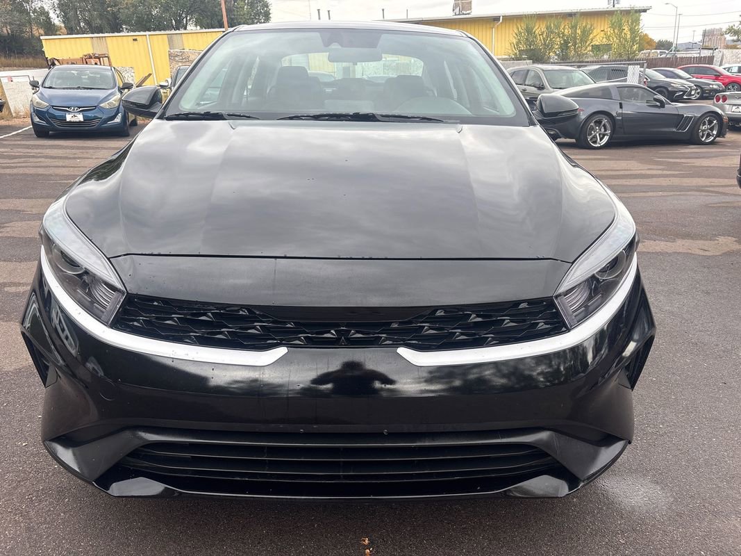 Used 2024 Kia Forte LXS w/ LXS Technology Package image 2