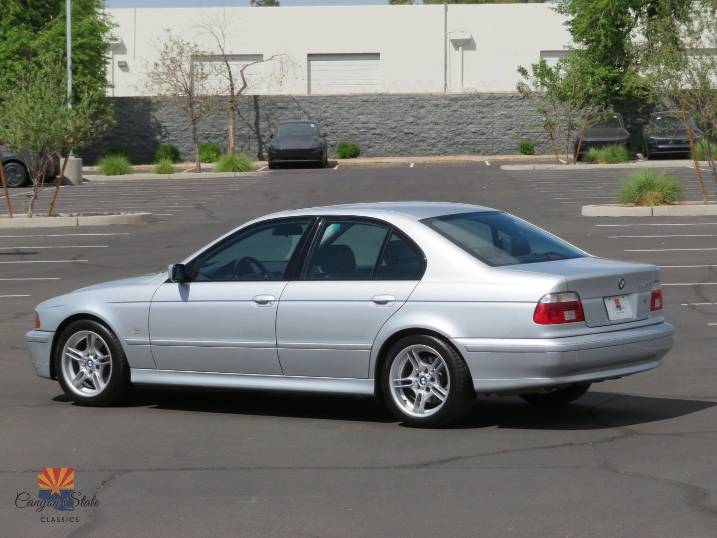 Used 2002 BMW 540i Sedan image 8