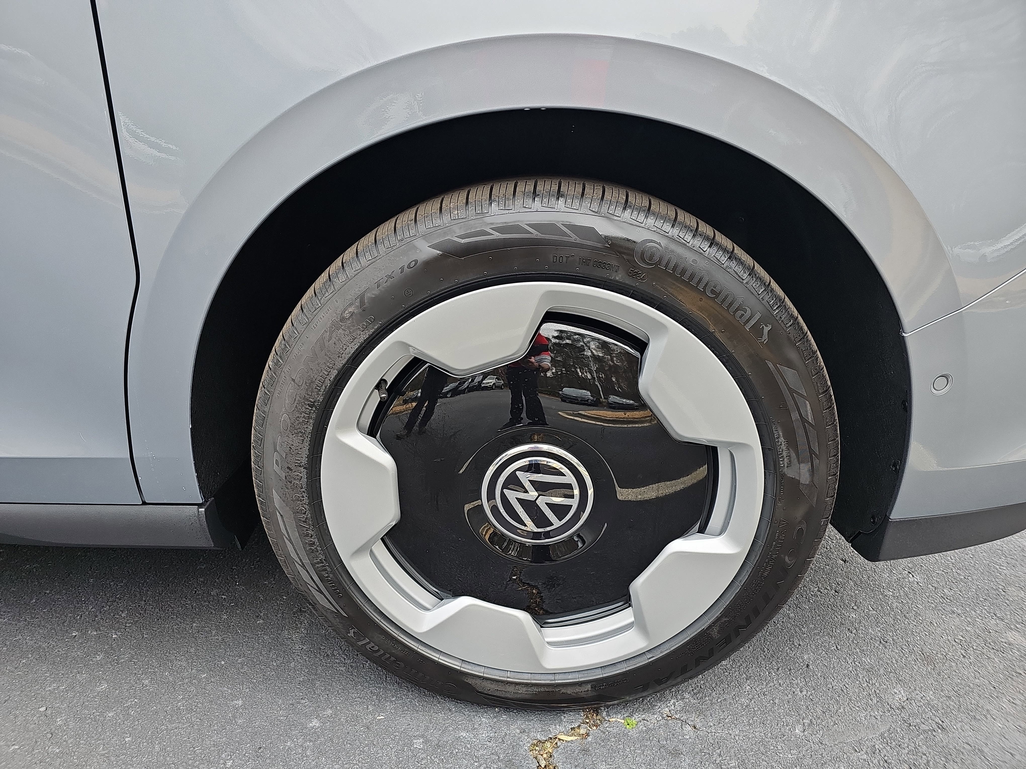 New 2025 Volkswagen ID. Buzz Pro S RWD image 33