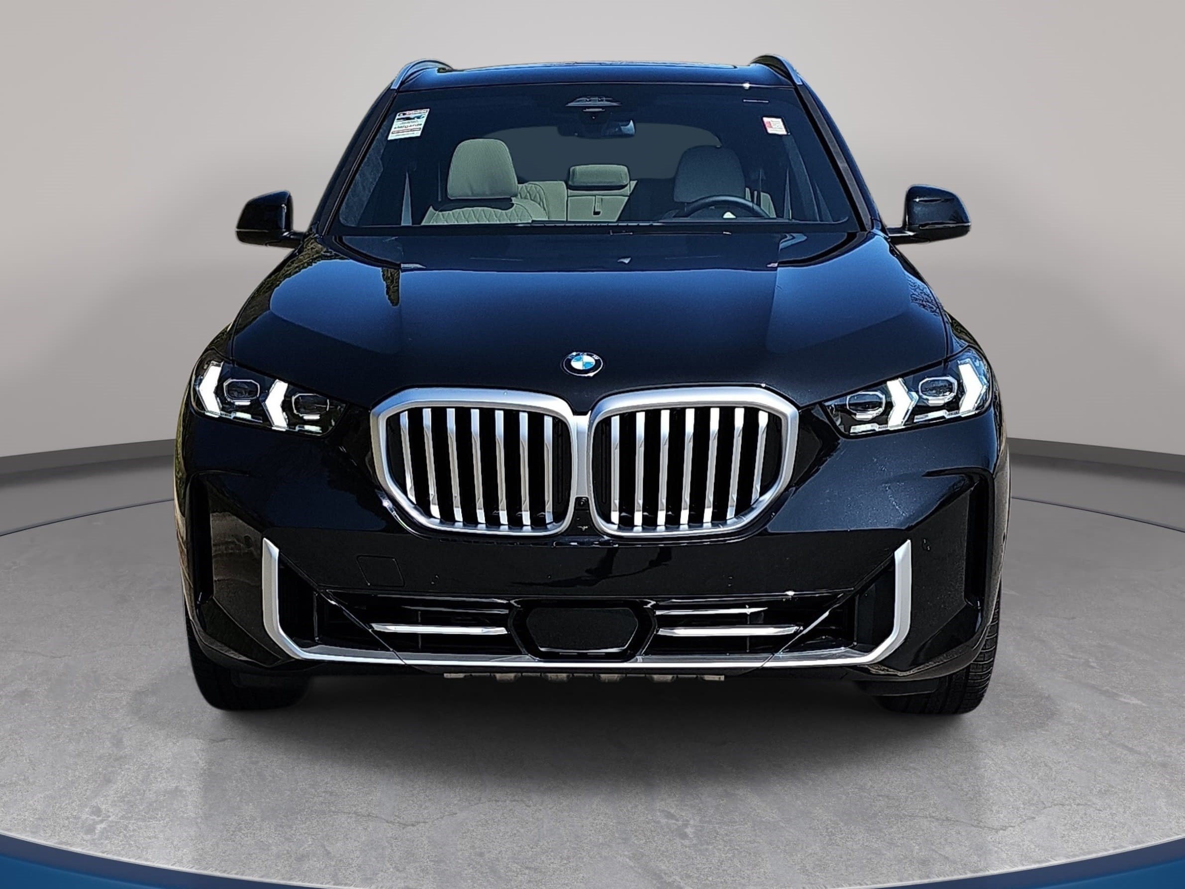 New 2026 BMW X5 xDrive40i w/ Off-Road Package AWD/4WD image 2