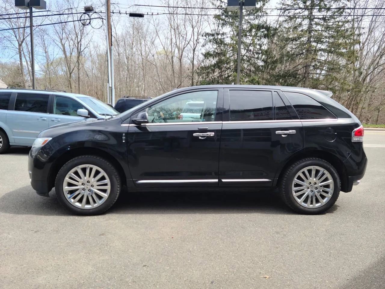 Used 2015 Lincoln MKX AWD w/ Equipment Group 102A image 50