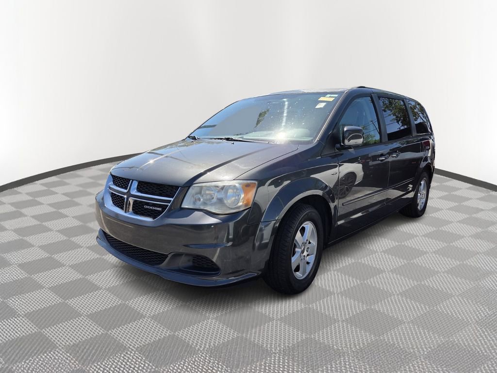 Used 2012 Dodge Grand Caravan SXT w/ UConnect Hands-Free Group FWD image 3