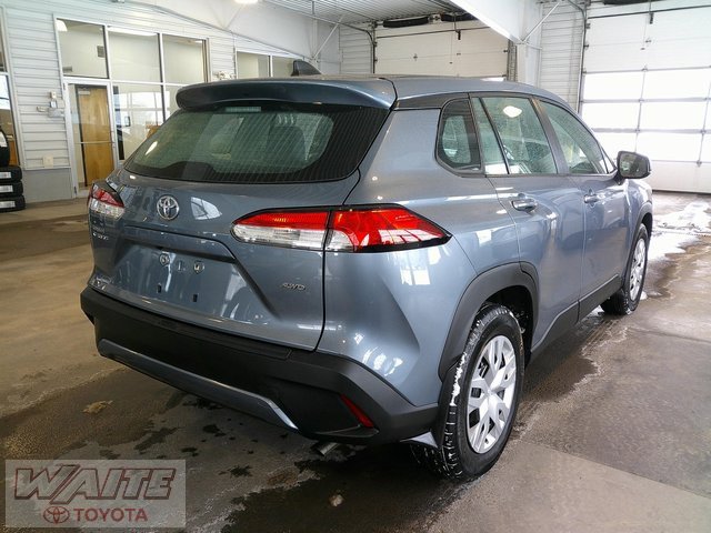Used 2023 Toyota Corolla Cross L video 2