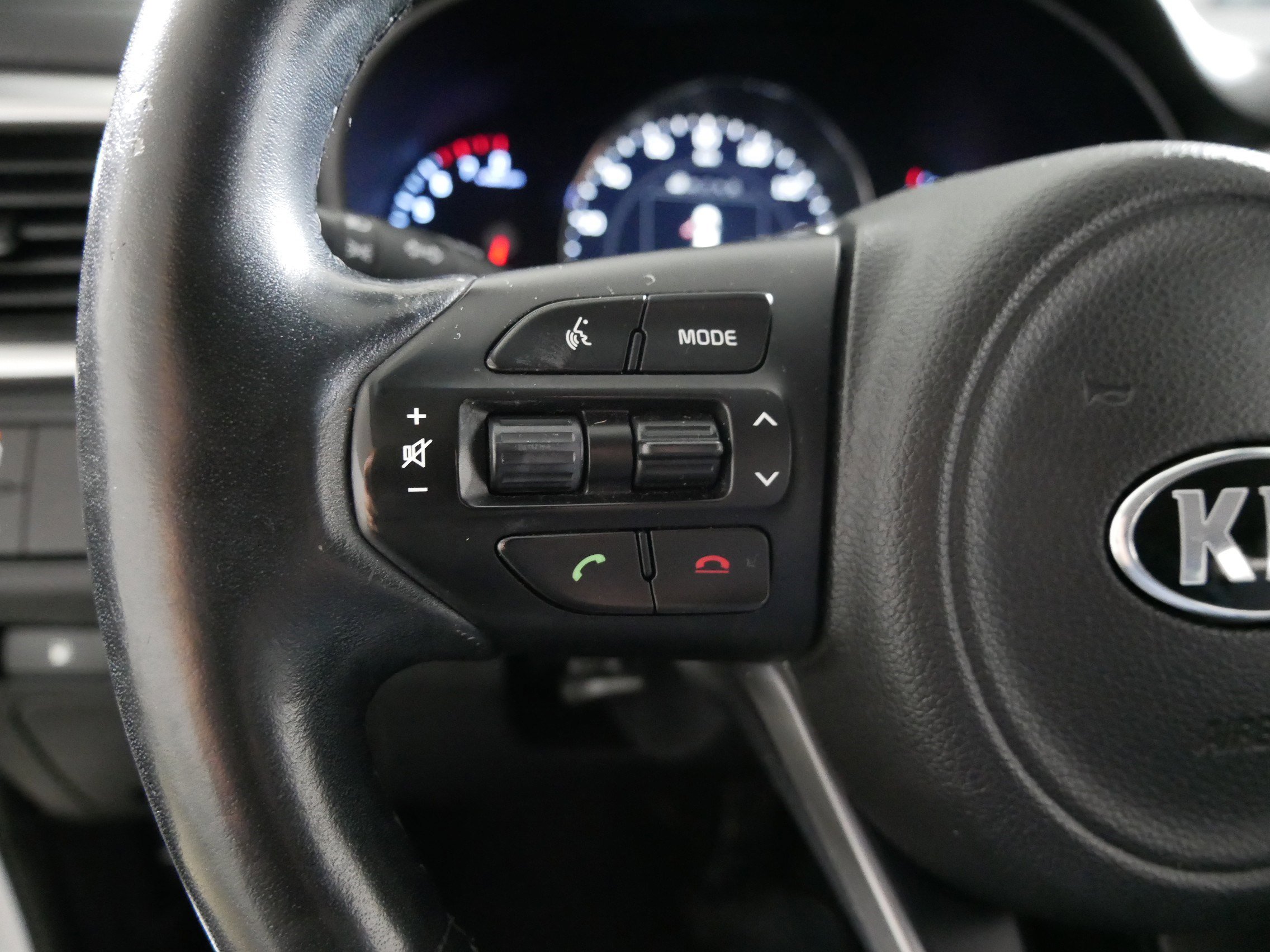 Used 2017 Kia Sorento LX w/ LX V6 Convenience Package image 27