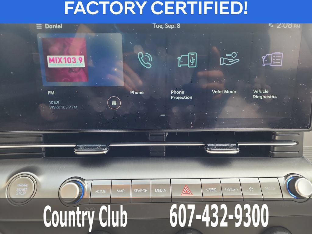 Certified 2025 Hyundai Kona SE AWD/4WD image 15