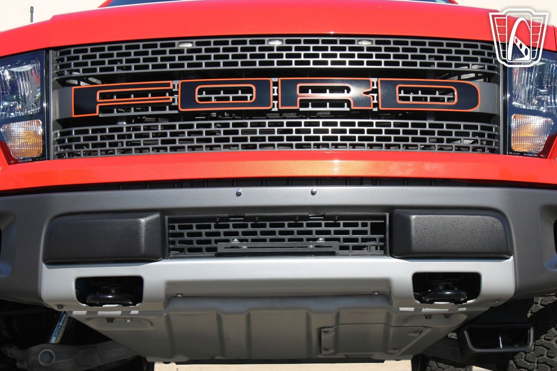 Used 2010 Ford F150 Raptor image 28