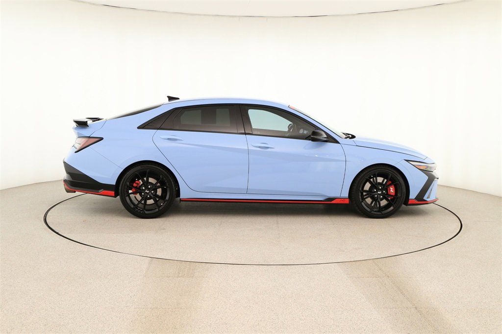 Used 2025 Hyundai Elantra N image 8
