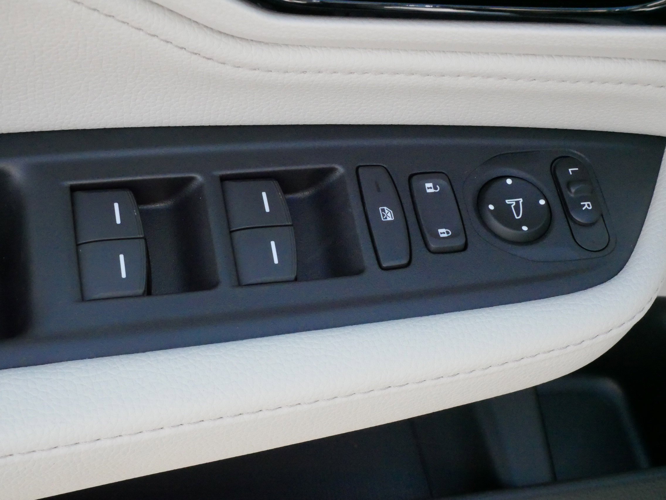 Certified 2026 Honda Odyssey Touring image 19