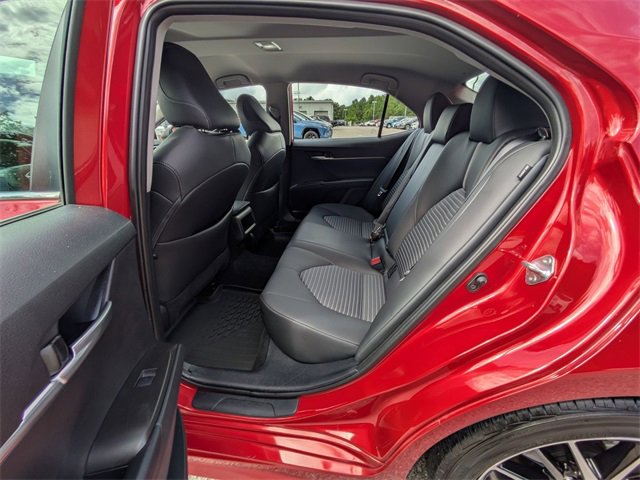 Used 2024 Toyota Camry SE image 23