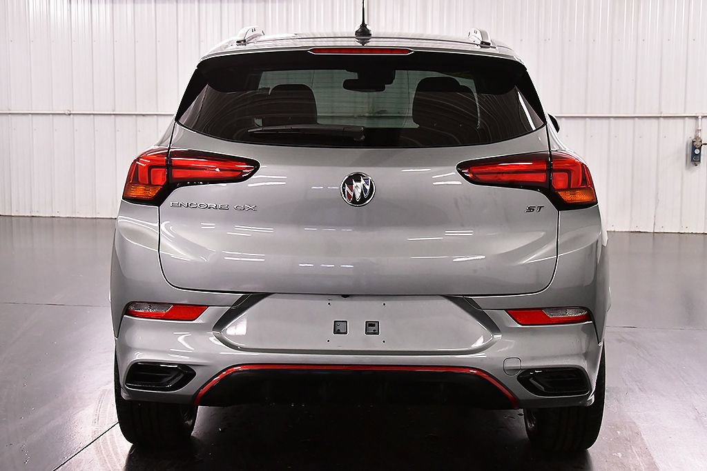 Used 2023 Buick Encore GX Select w/ Sport Touring Package FWD image 6