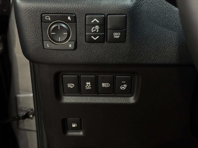Certified 2023 Lexus GX 460 Premium w/ Premium Package AWD/4WD image 20