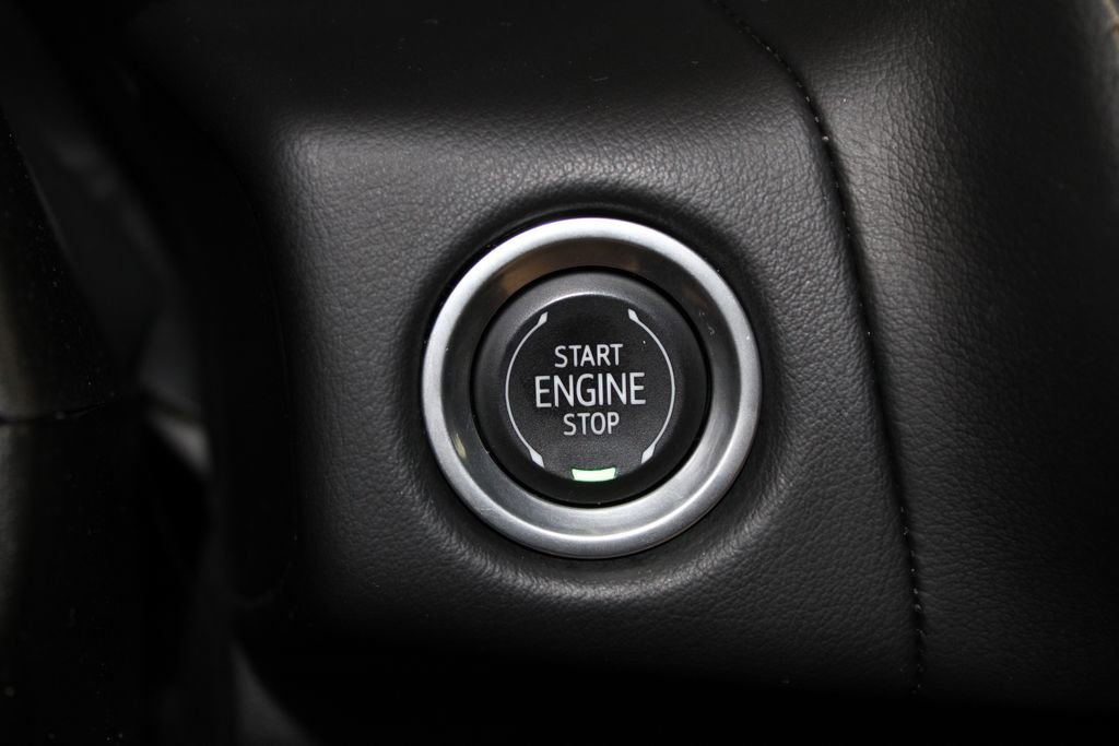 Used 2023 Chevrolet Tahoe Premier image 46