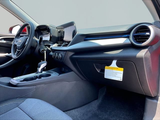 New 2026 Chevrolet Trax LS w/ LS Convenience Package FWD image 9