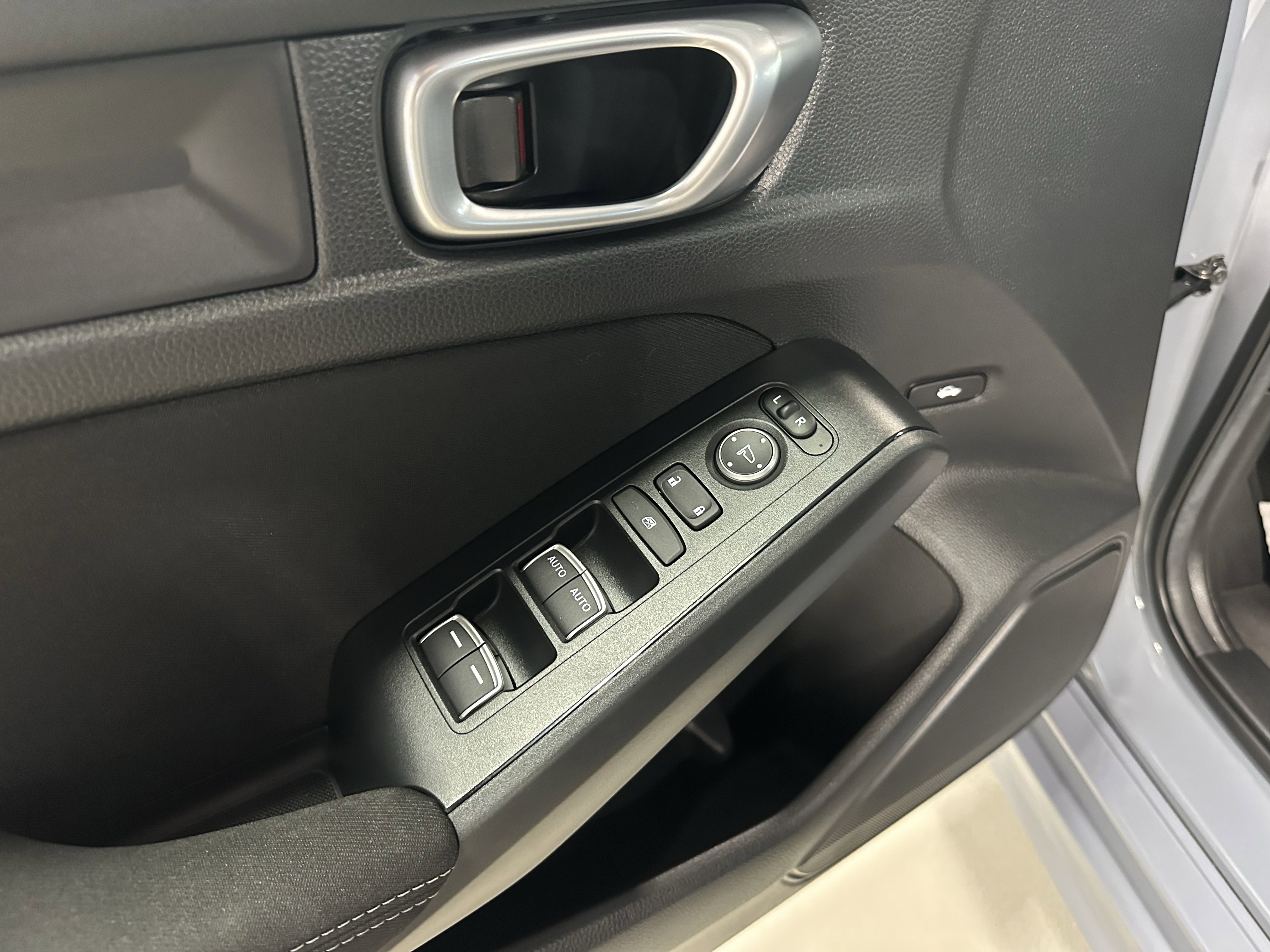 Used 2024 Honda Civic Sport image 14