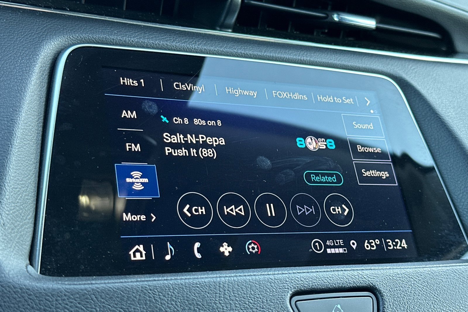 Used 2023 Cadillac XT4 Premium Luxury image 20