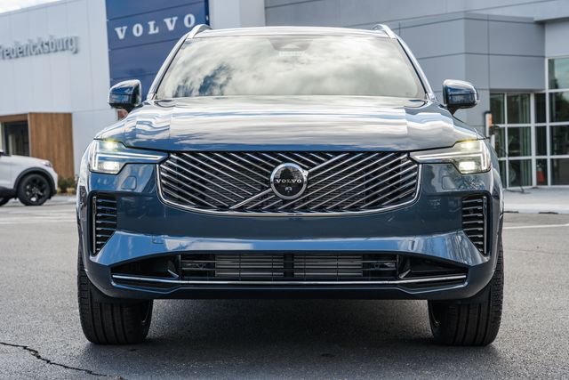 New 2026 Volvo XC90 T8 Plus w/ Protection Package Premier image 2