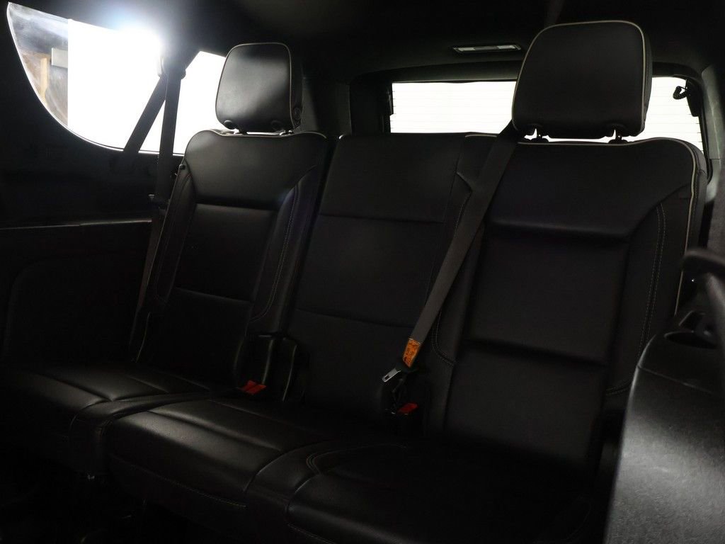 Used 2023 Chevrolet Suburban Premier AWD/4WD image 35