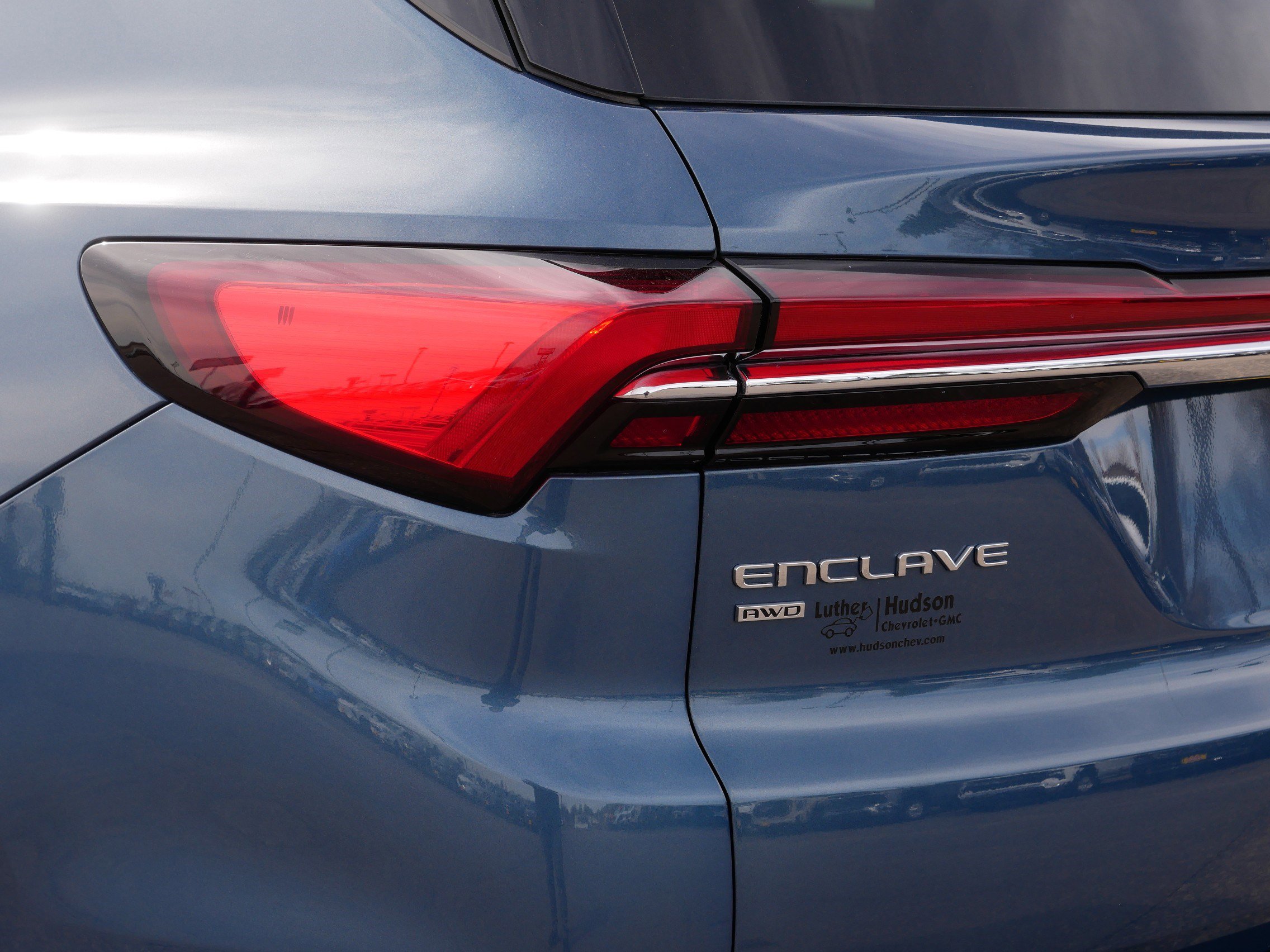 Used 2025 Buick Enclave Preferred image 17