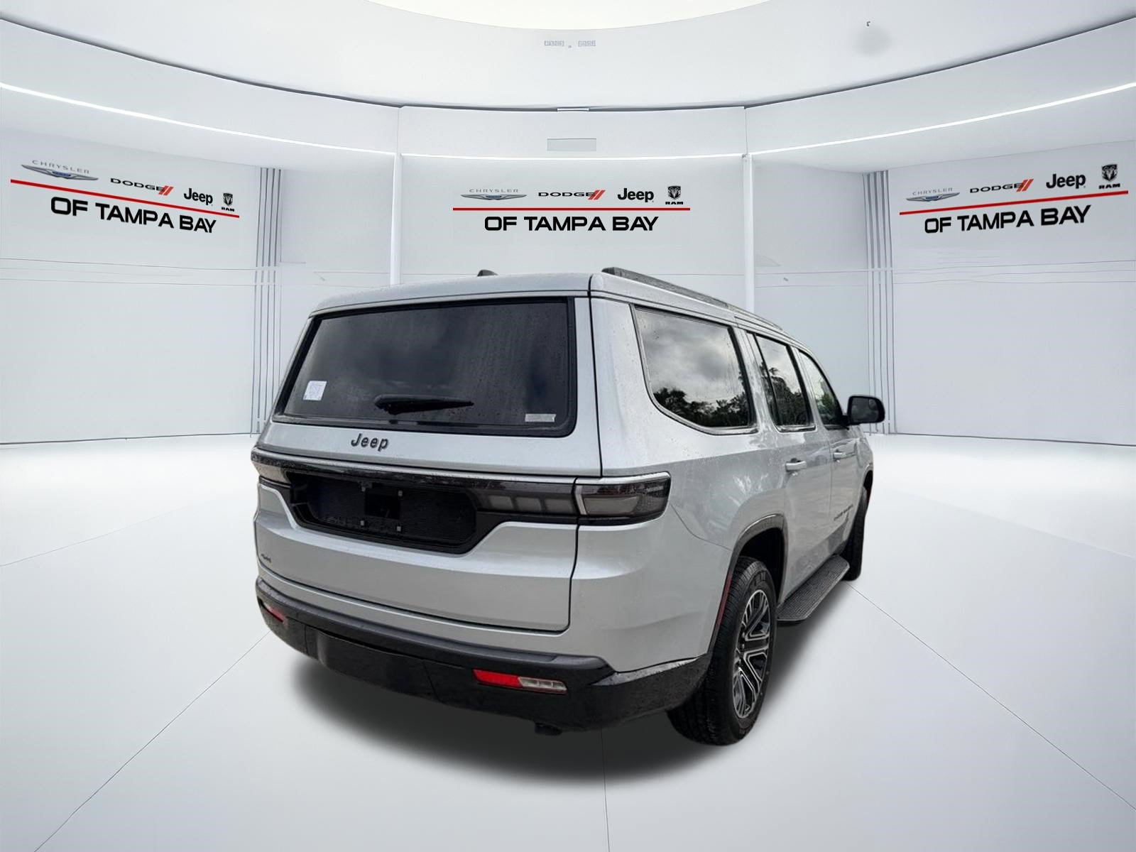 New 2026 Jeep Grand Wagoneer 4WD w/ Premium Group I image 6