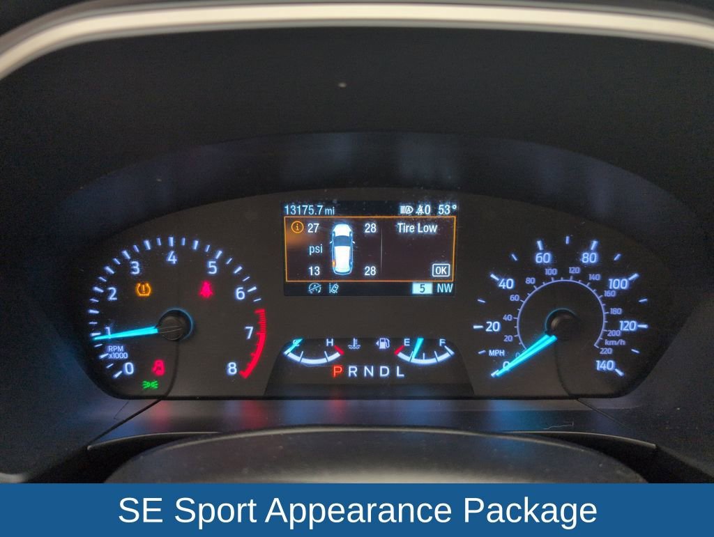 Used 2022 Ford Escape SE w/ SE Sport Appearance Package image 21