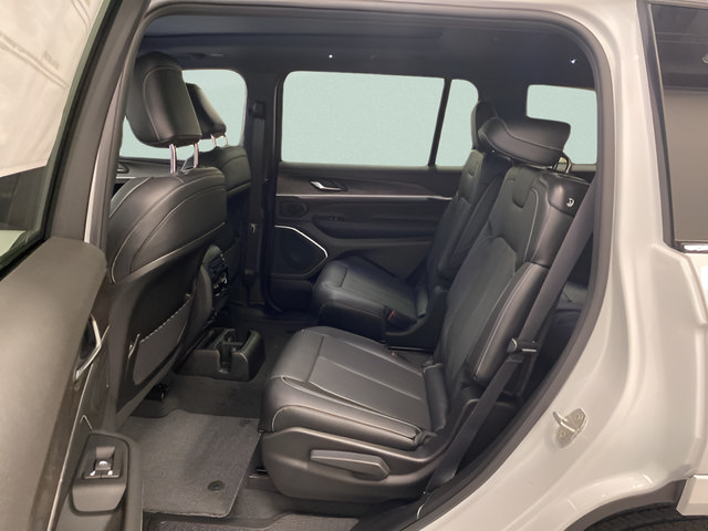 New 2026 Jeep Grand Cherokee L Limited AWD/4WD image 21