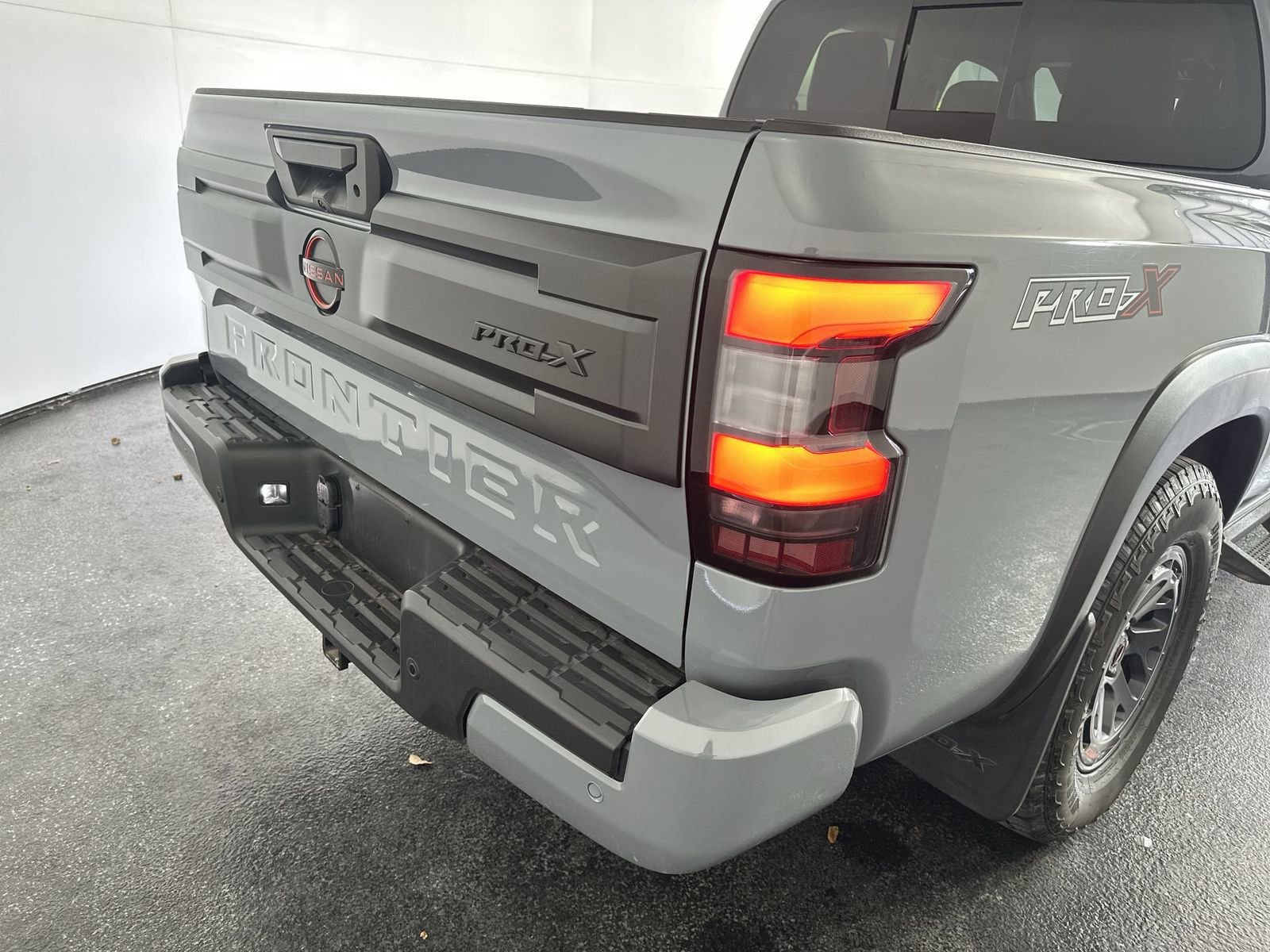 Used 2025 Nissan Frontier Pro-X w/ Pro Convenience Package image 30