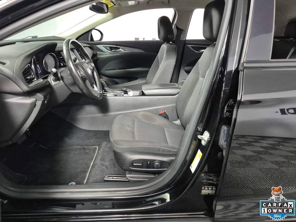 Used 2019 Buick Regal Preferred FWD image 9