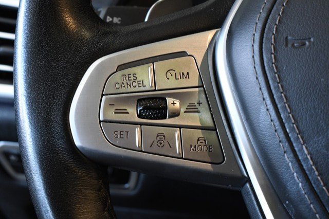 Used 2021 BMW X7 xDrive40i w/ Executive Package AWD/4WD image 34