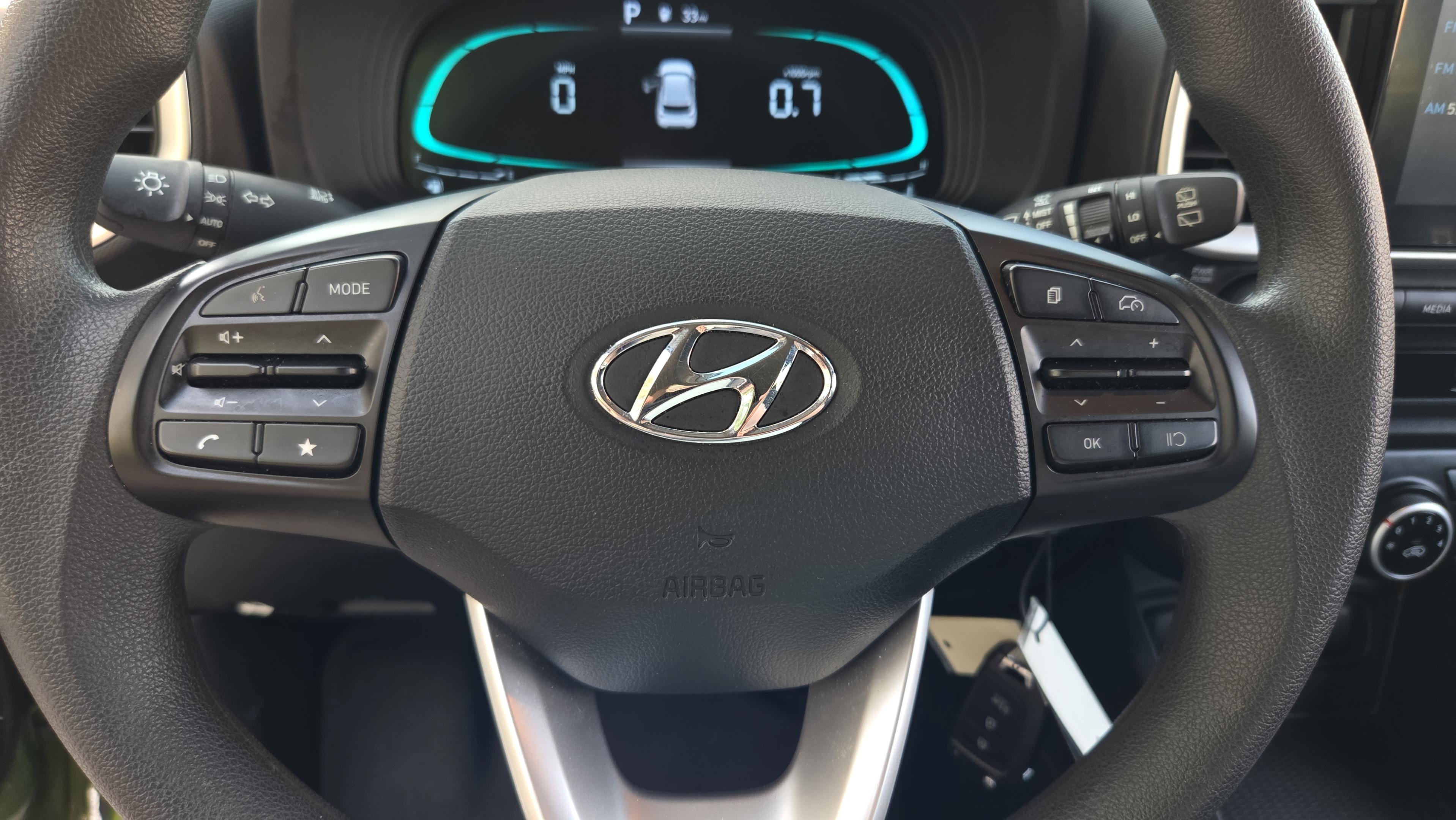 Used 2024 Hyundai Venue SE image 26