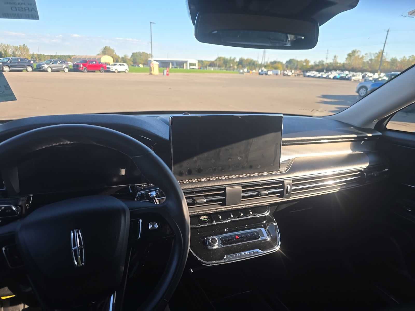 Used 2024 Lincoln Corsair AWD image 18