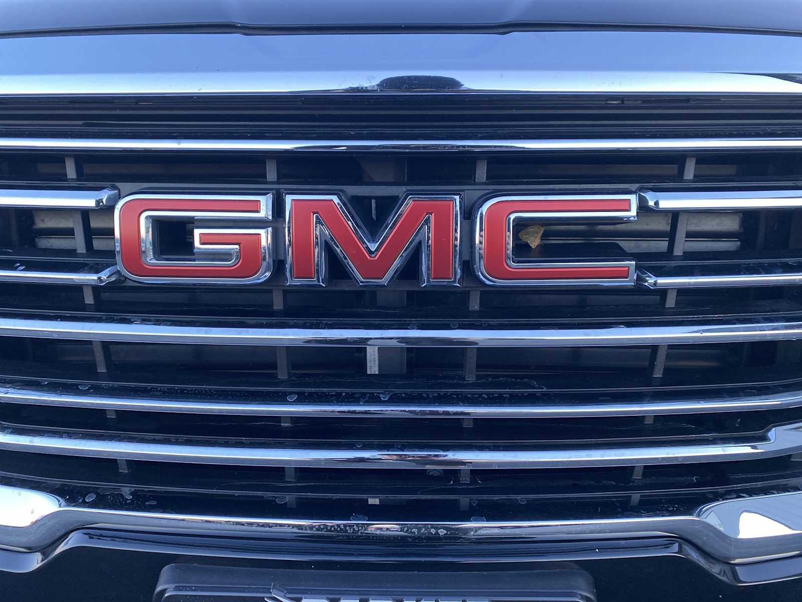 Used 2023 GMC Terrain SLT image 37