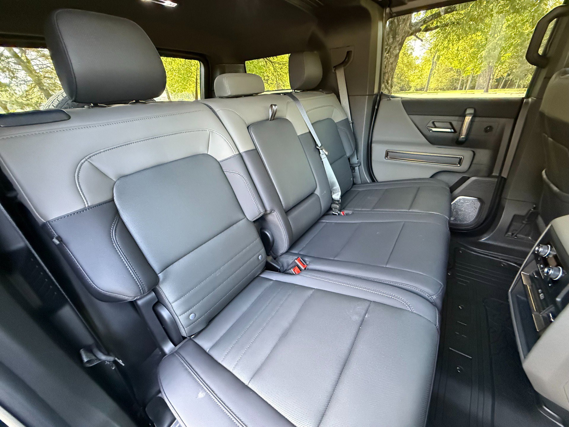 Used 2025 GMC Hummer EV 3X image 22