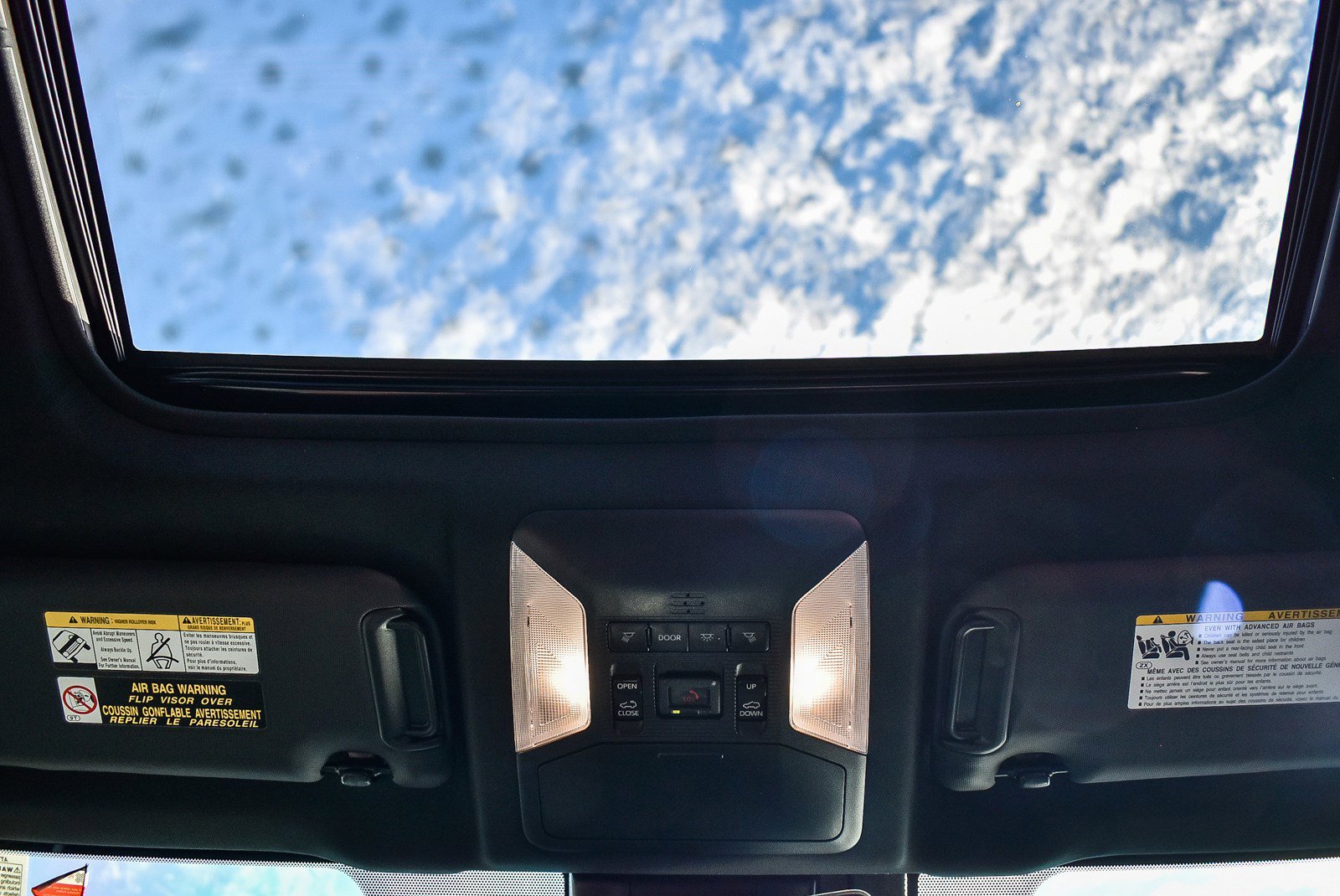 Used 2024 Toyota RAV4 XSE image 15